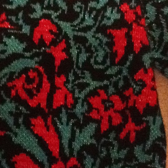 Sweater/dress can be worn as both - Picture 2 of 2