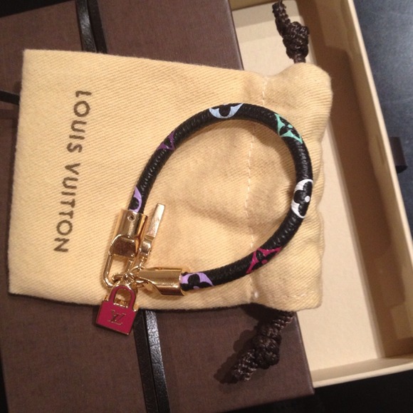 Authentic Louis Vuitton Tri-color bracelet(black)