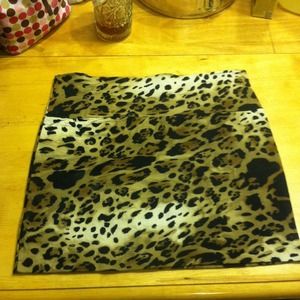 Cheetah print mini pencil skirt