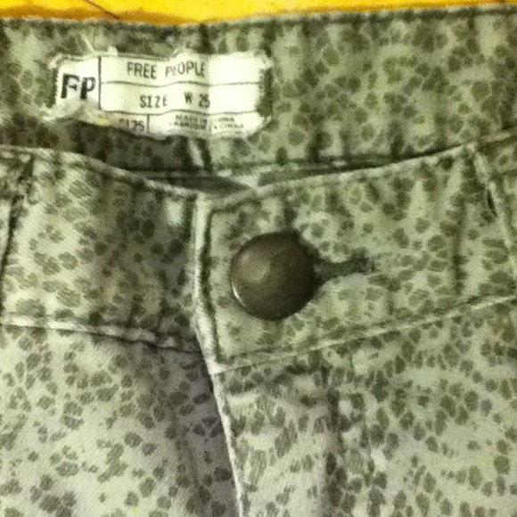 REDUCED!Free People 25 peg ankle jeans gray lace - Picture 3 of 4