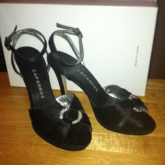 Black 2 inch heels