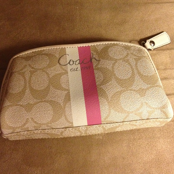 Coach signature make up bag