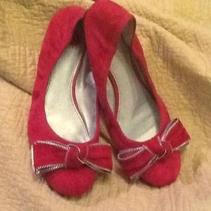Brand new! Max Studio hot pink ballet flats