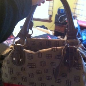 Tommy hilfiger bag