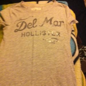 A hollister tee shirt