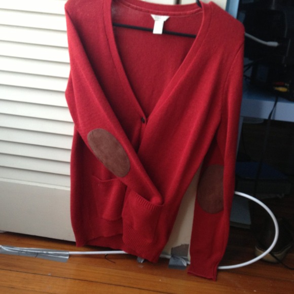 Forever 21 elbow pad sweater.