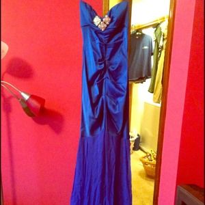 Cache prom dress