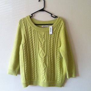 Sweater with 3/4 sleeve