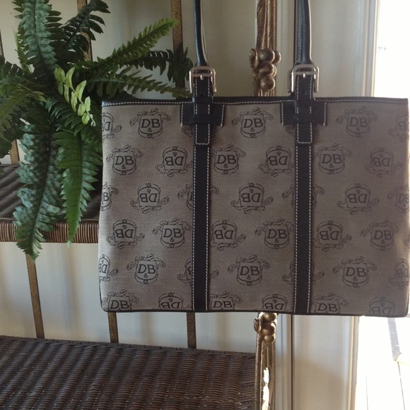 Authentic Dooney & Bourke Handbag