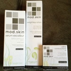 (MOD) Please see pictures and below info :)