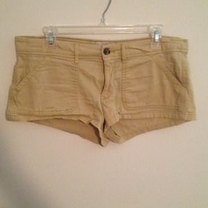 Reserved bundle Hollister yellow cotton shorts