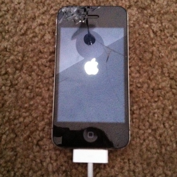 Black AT&T IPhone 4, White AT&T IPhone 4