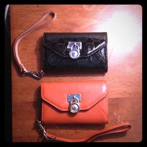 Michael Kors IPhone case/wallet (brand new)