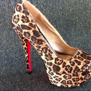 SOLD - Leopard Heels