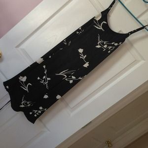 🔴REDUCED🌟NWOT✨Boutique Europa Black Tie Back  10