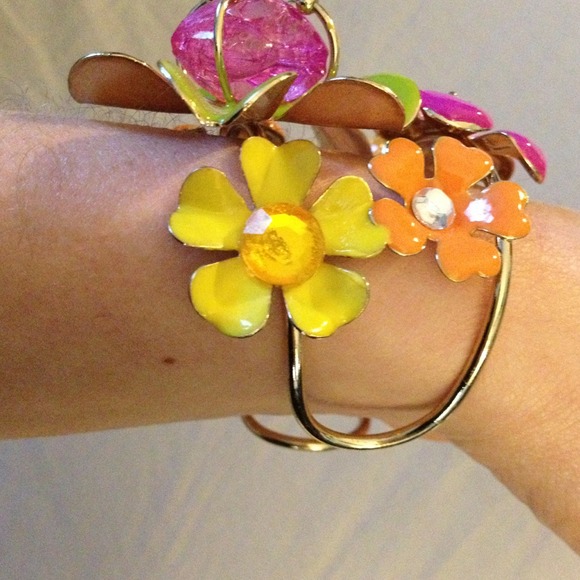 Colorful bracelet - Picture 2 of 4