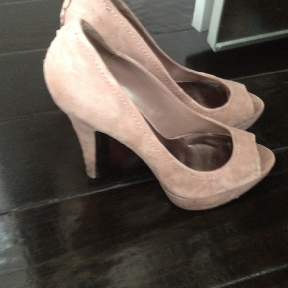 Steve Madden Nude suede pumps - Picture 2 of 4