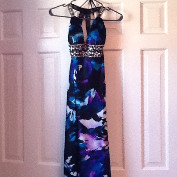 Prom gown