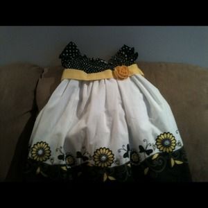 Bundle of eight 3t dresses for @Haleyrae42