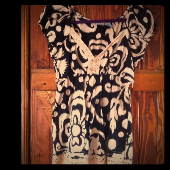 Sold - Picture 1 of 1