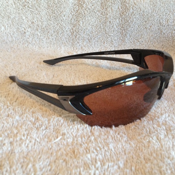 Polarized sunglasses