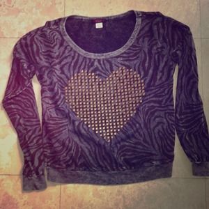 Comfy cute studded long sleeve shirt