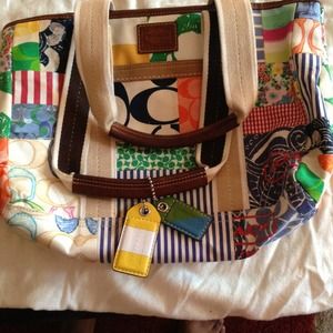 📦Shipping📦@lchada🚩Reserve🚩Coach Handbag👜👜