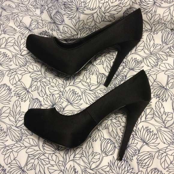 Platform heels - Picture 4 of 4