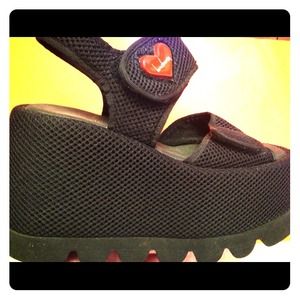 Super Cute Vintage 1990's RARE Luichiny Platforms!