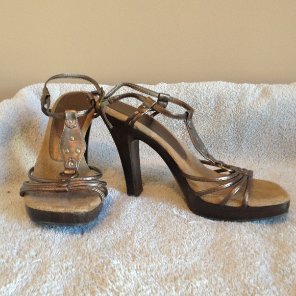 REDUCED...Copper colored sandals