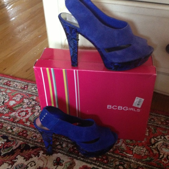 Brand New BCBG heels