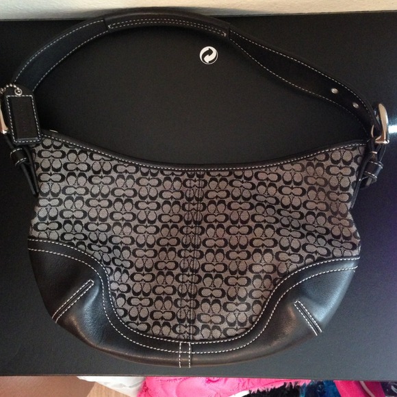Wow Reduced!!! Authentic COACH handbag