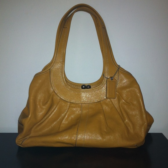 ❗❗REDUCED❗❗Authentic Coach Purse