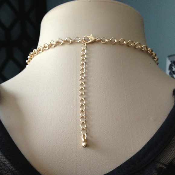 Sold in bundle - Picture 2 of 2