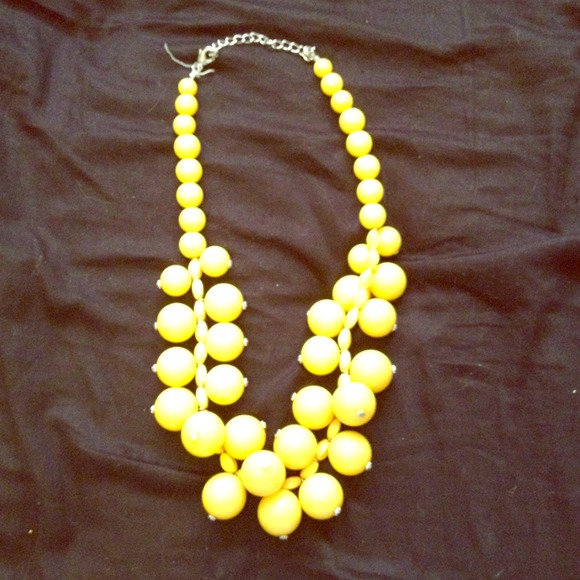 Big yellow necklace