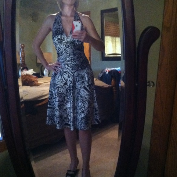Halter Dress - Picture 3 of 3