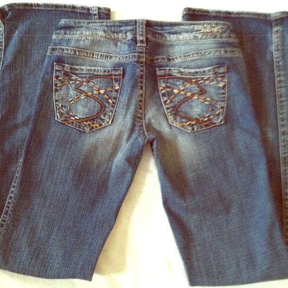 Silver Jeans size 26 LIKE NEW