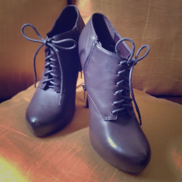 ❌RESERVED FOR @nikkie0822❌ Forever21 Oxfords