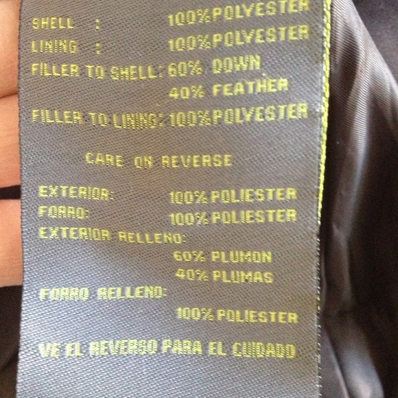 👍SOLD👍Warm up with this comfy jacket! - Picture 4 of 4