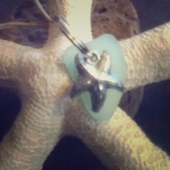 •TRADED•  necklace with starfish charm