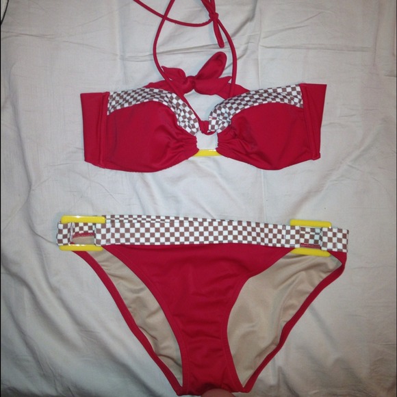 Victoria's secret two piece bathing suit - Picture 2 of 2