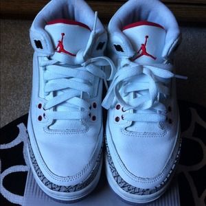 Reserved @cocotra AIR JORDAN 3 RETRO (2003)