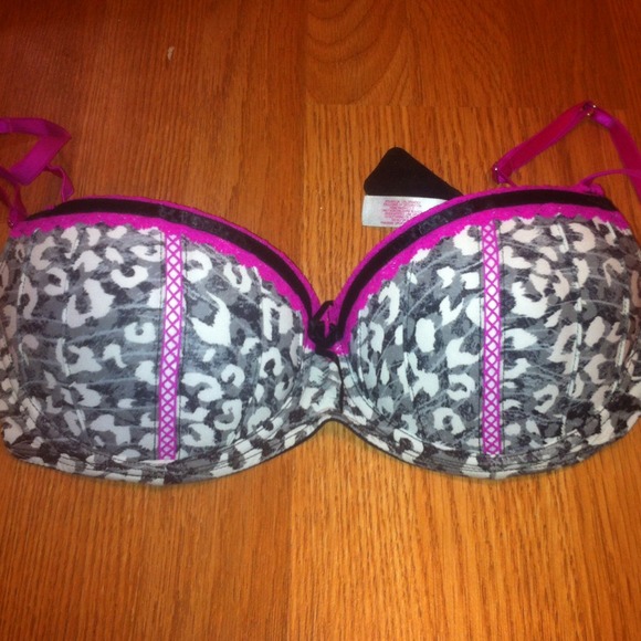 🎀*cAnDiEs* 36C Push Up Bra *Very Sexy*🎀