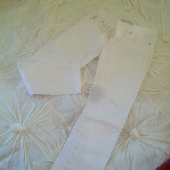 White skinny denim - Picture 1 of 2