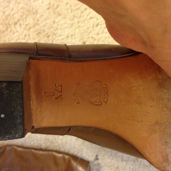 Authentic Vintage Gucci Boots! - Picture 3 of 4