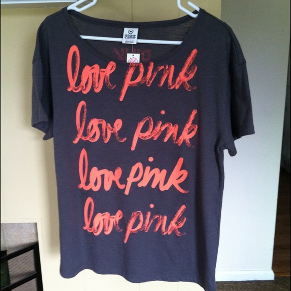 PINK T shirt brand new size xs
