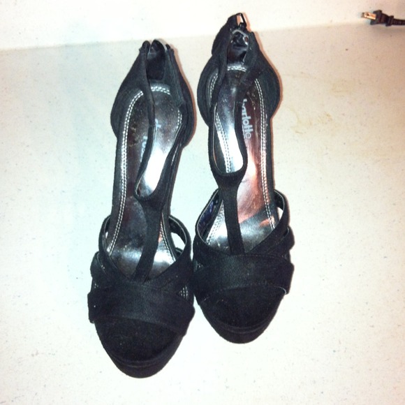 Charlotte Russe, size 7, Rachel Black Style.