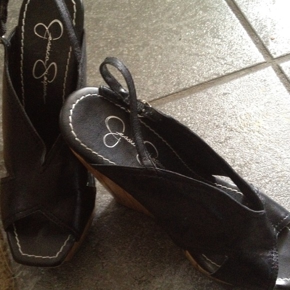 Jessica Simpson Wedges