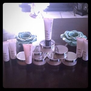 Mary Kay foundations an primer