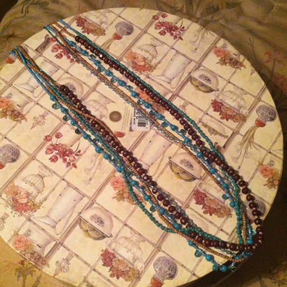 Rue 21 necklace